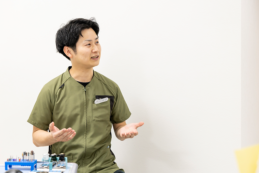 先生が歯科医師を目指されたきっかけはなんだったのでしょうか。